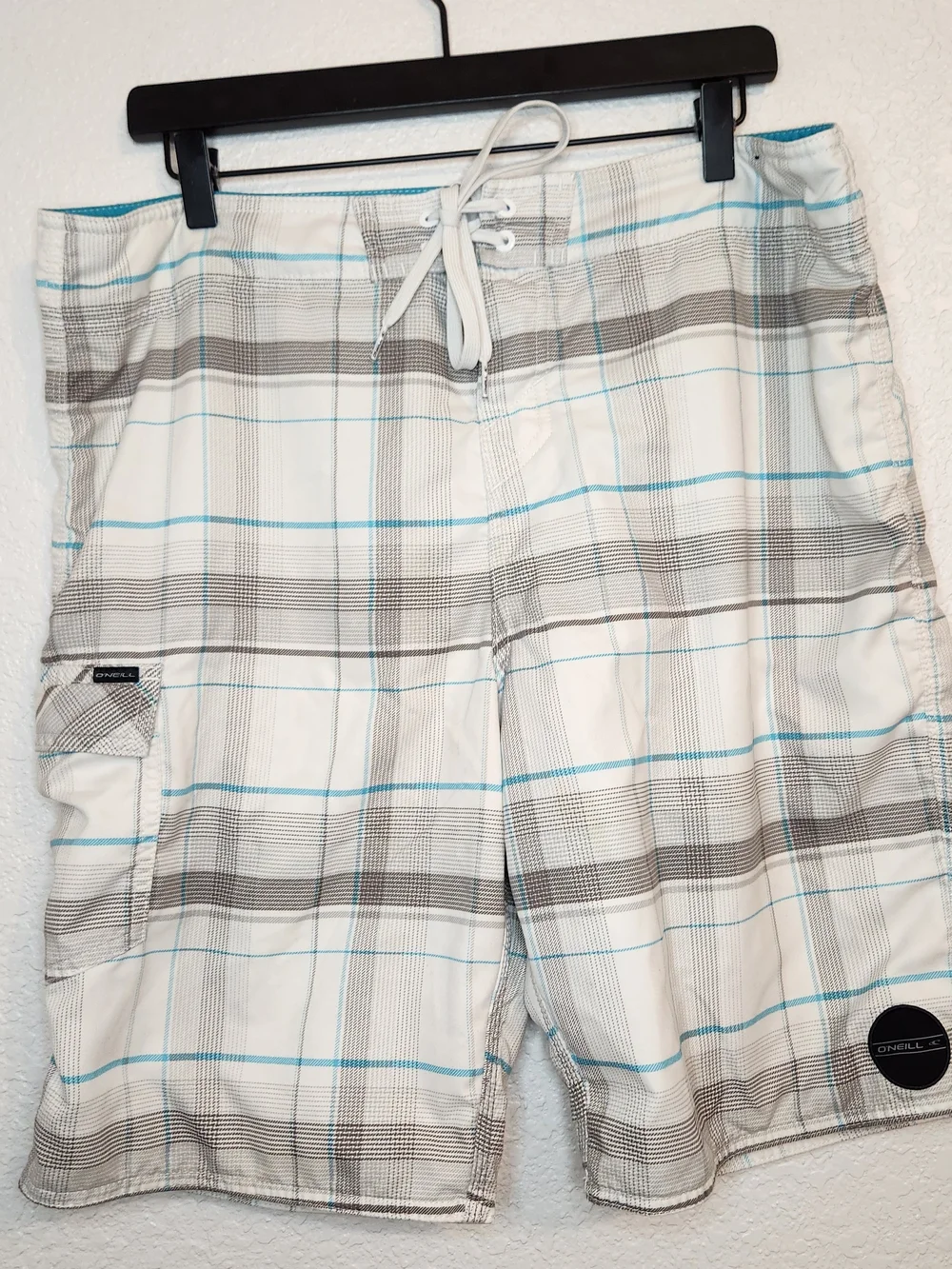O'neill plaid board shorts men size 36 gray white turquoise swin trunks